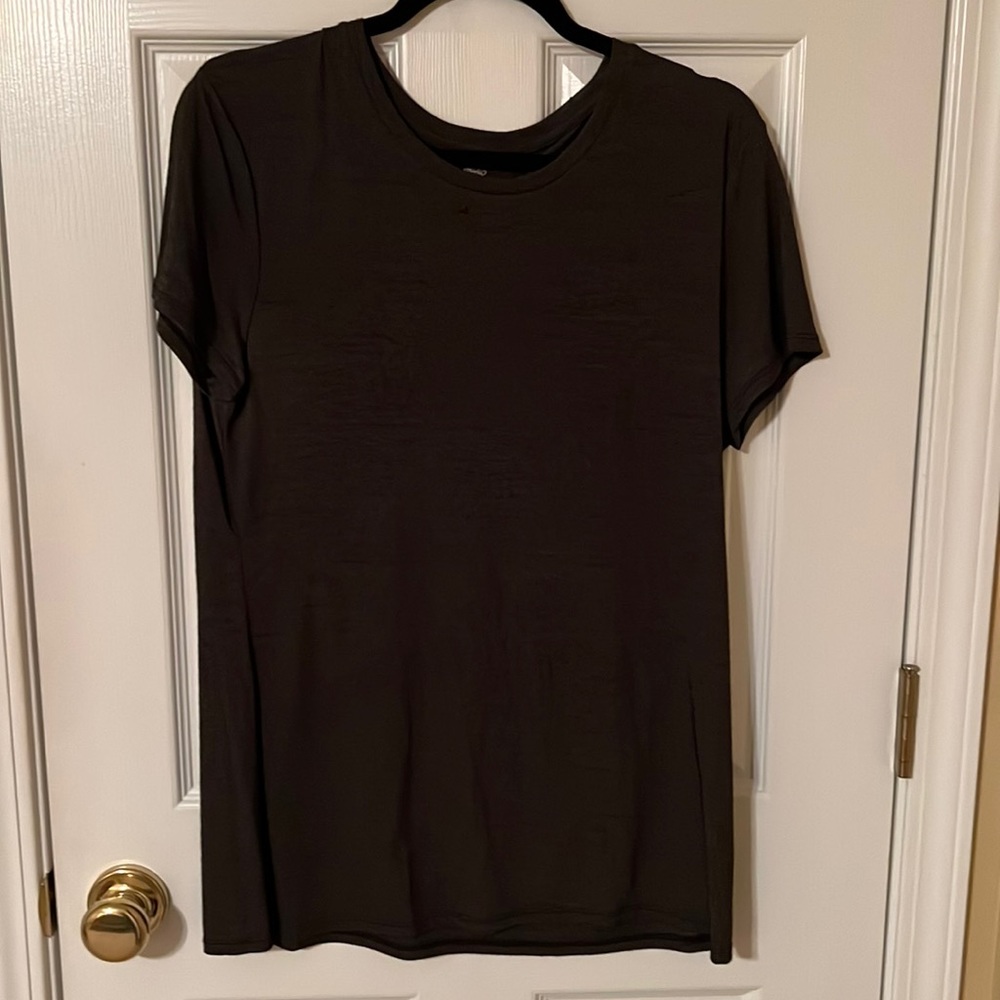 Short sleeve tee